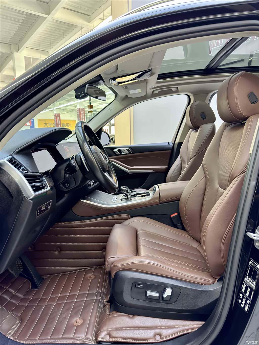 BMW X5, 2020 все фото
