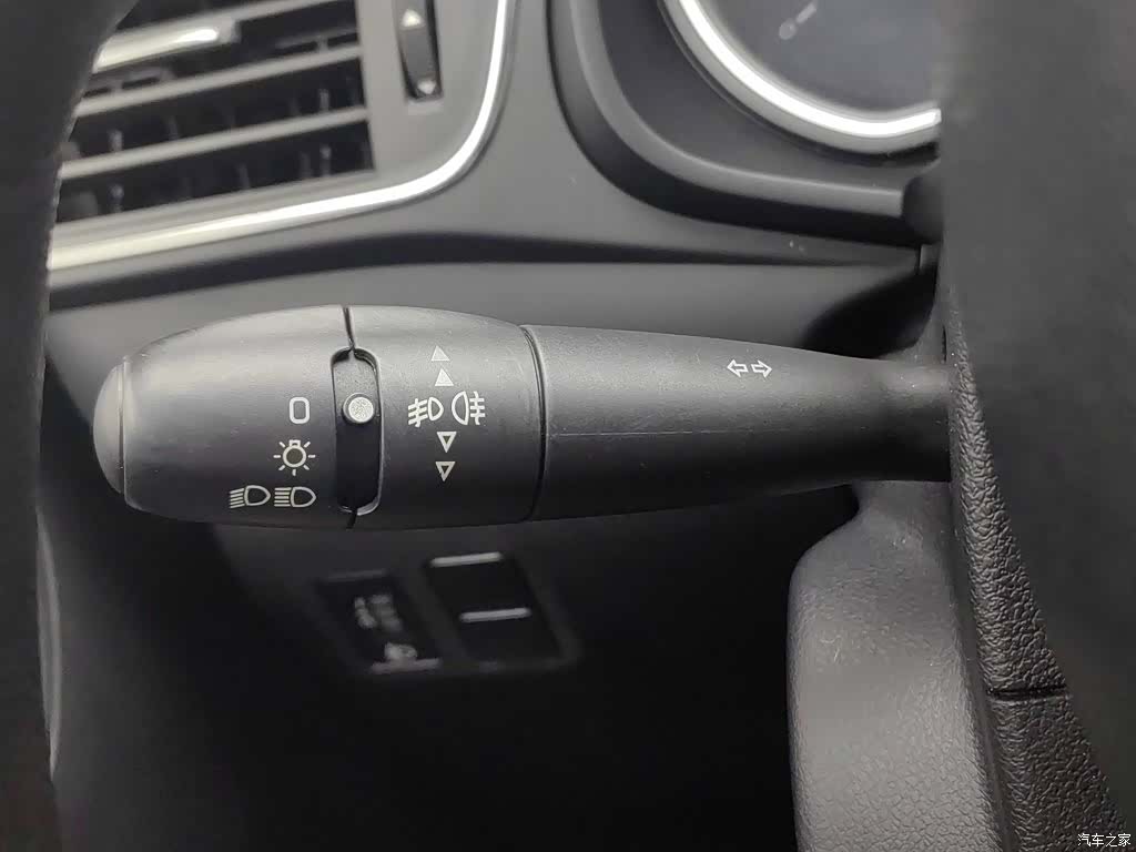 Citroen C3-XR, 2016 21