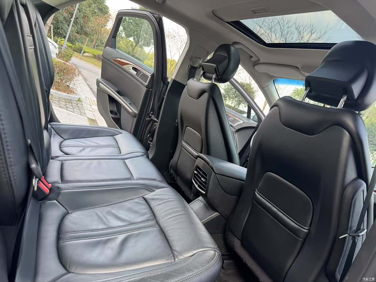 Lincoln MKZ, 2015 7