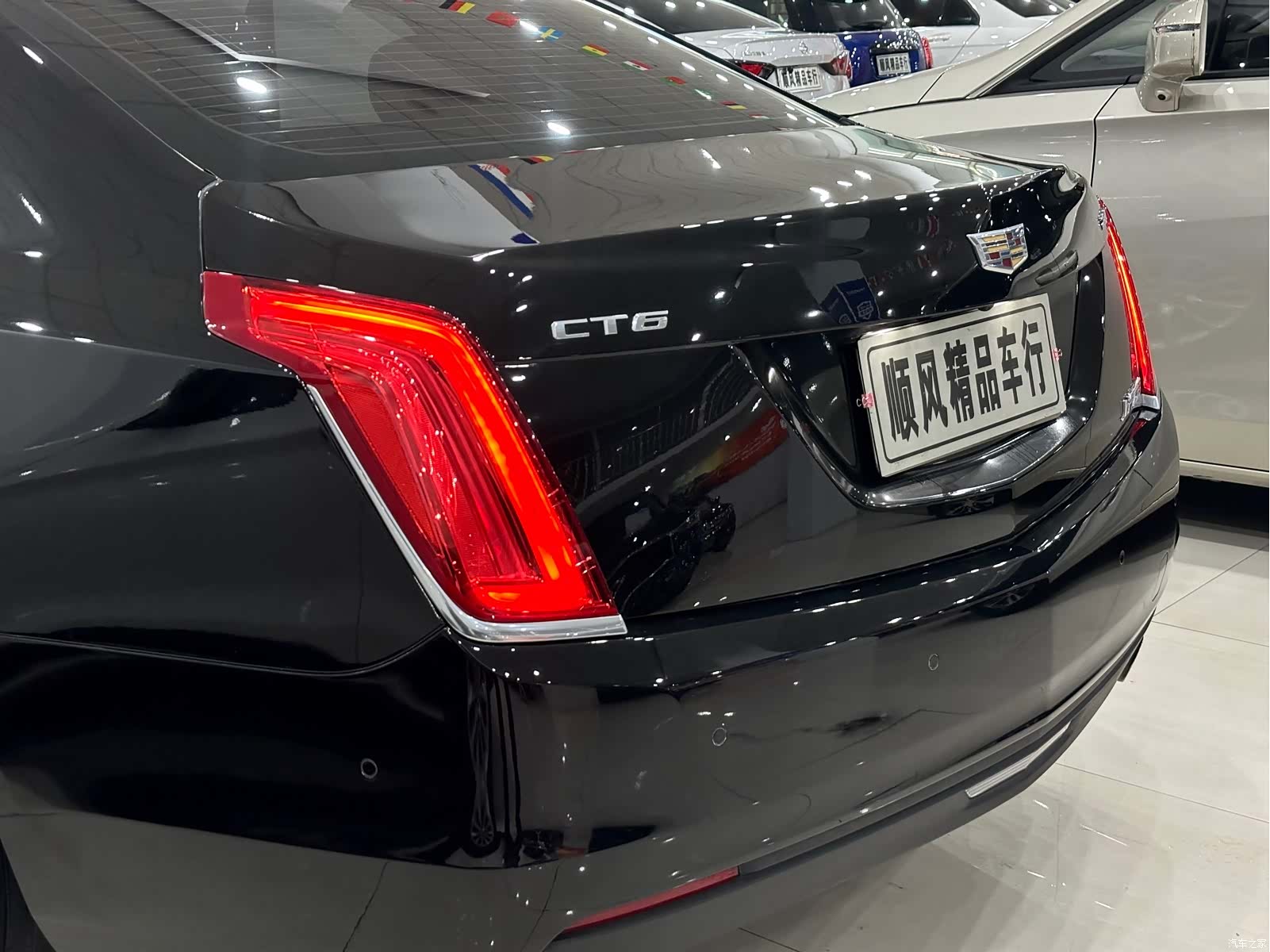 Cadillac CT6, 2016 все фото