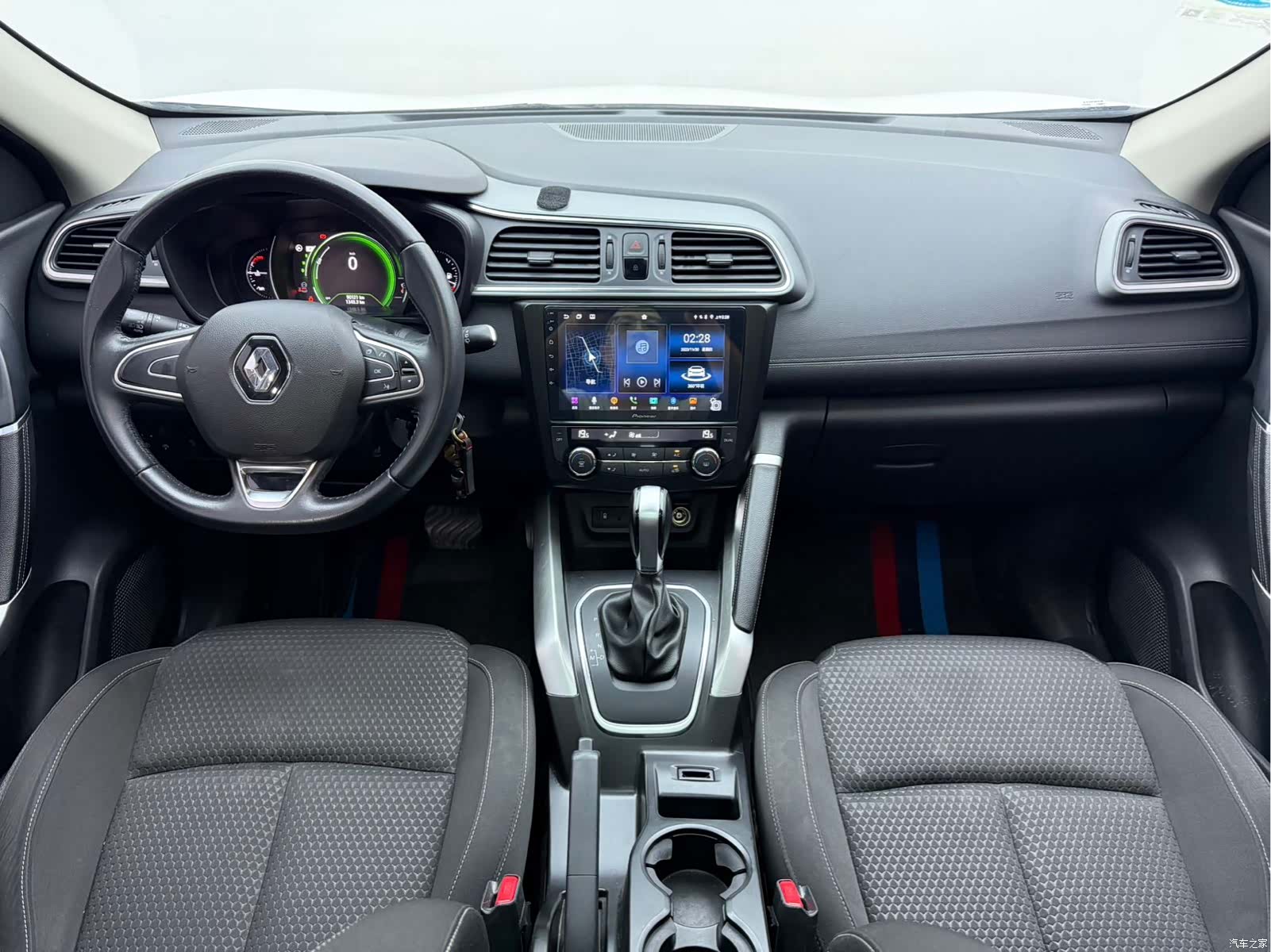 DongFeng SCe200, 2019 все фото