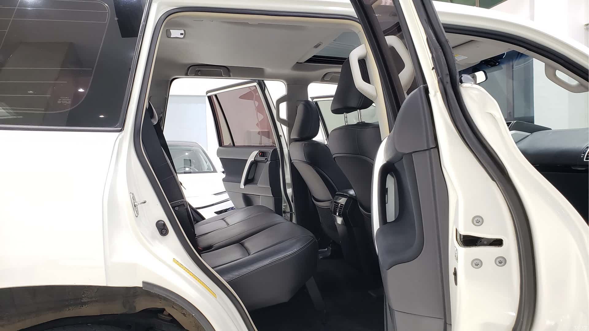 Toyota Prado, 2017 9