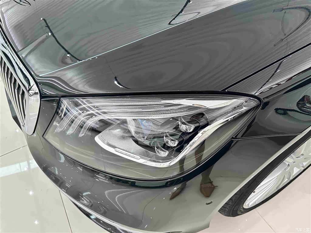 Maybach S-Class, 2019 3