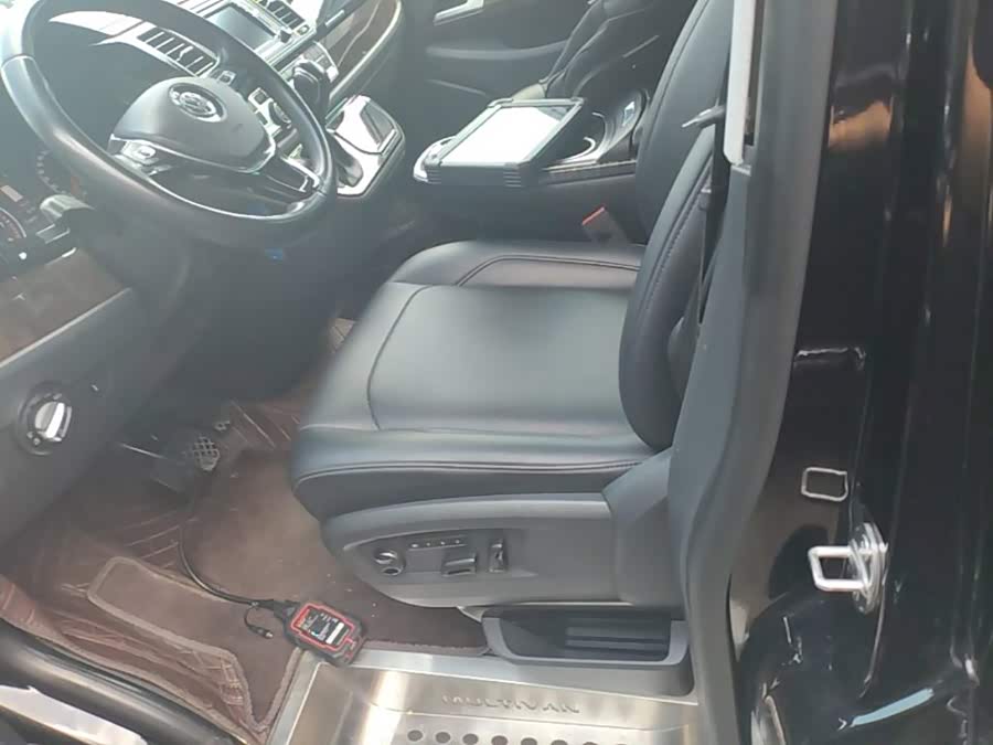 Volkswagen Multivan 2018, фото 15