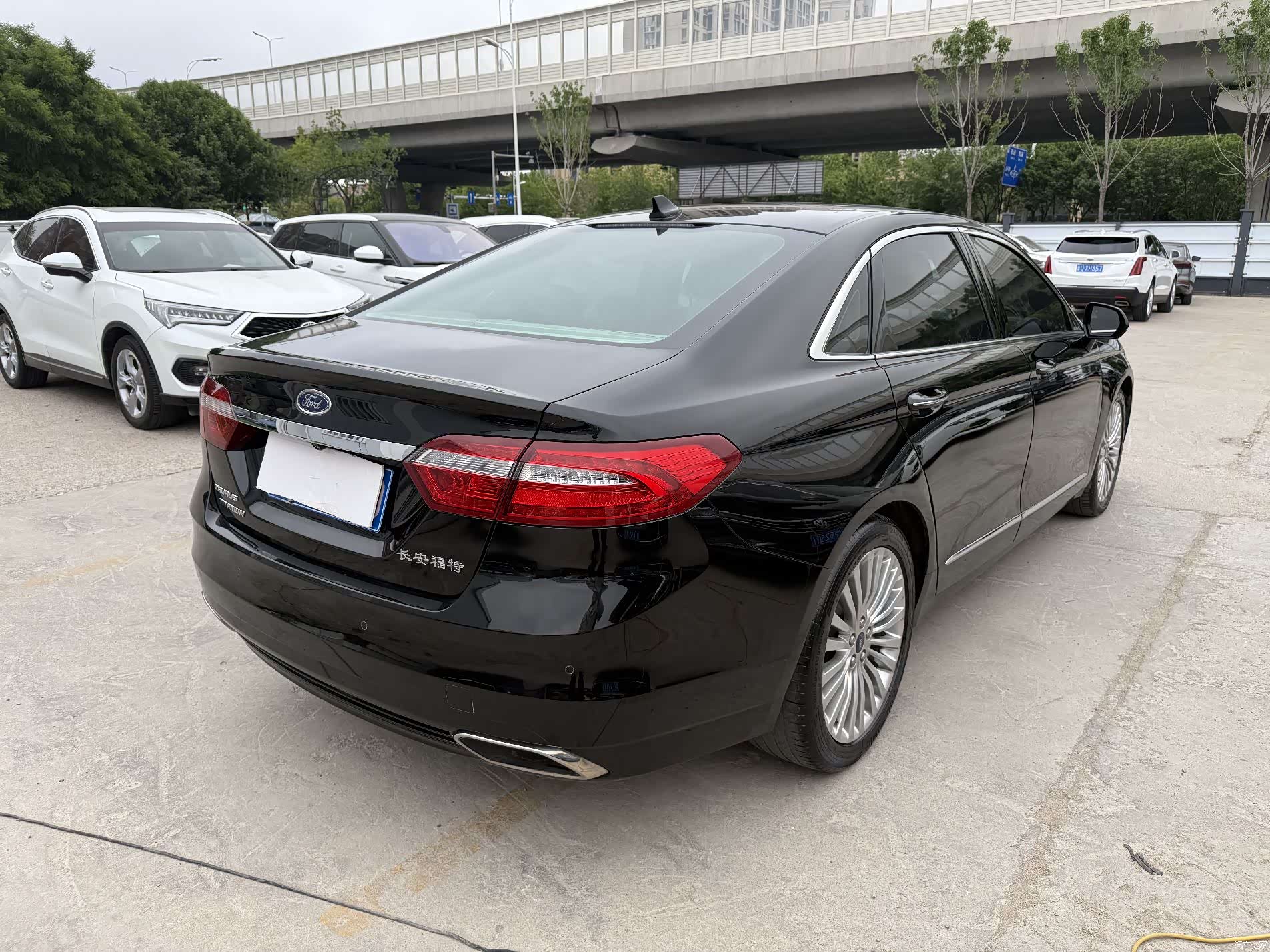 Ford Taurus, 2018 10