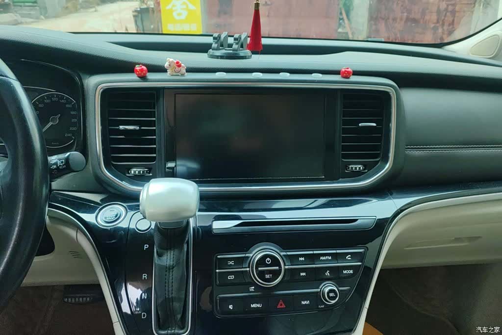 Trumpchi M8, 2018 13