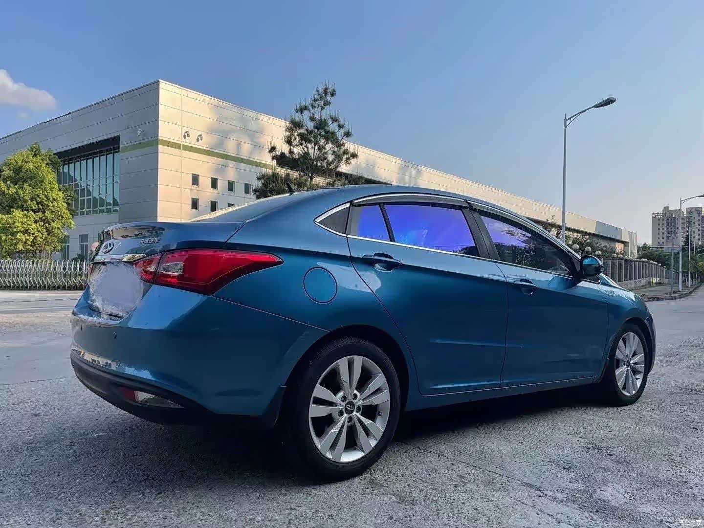 Chery 5, 2016 3