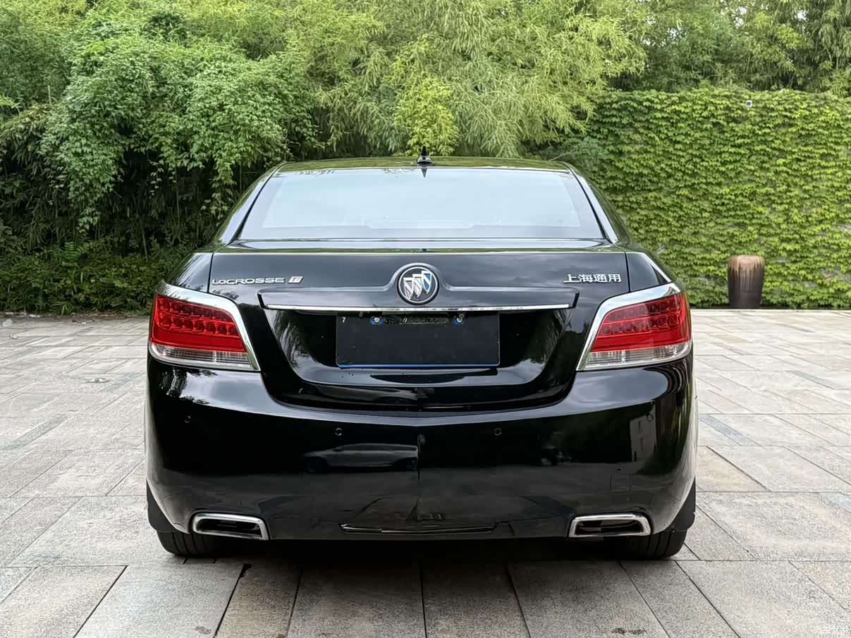 Buick LaCrosse, 2011 6