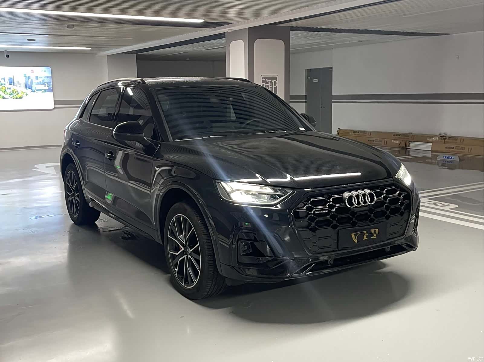 Audi Q5L, 2025 3