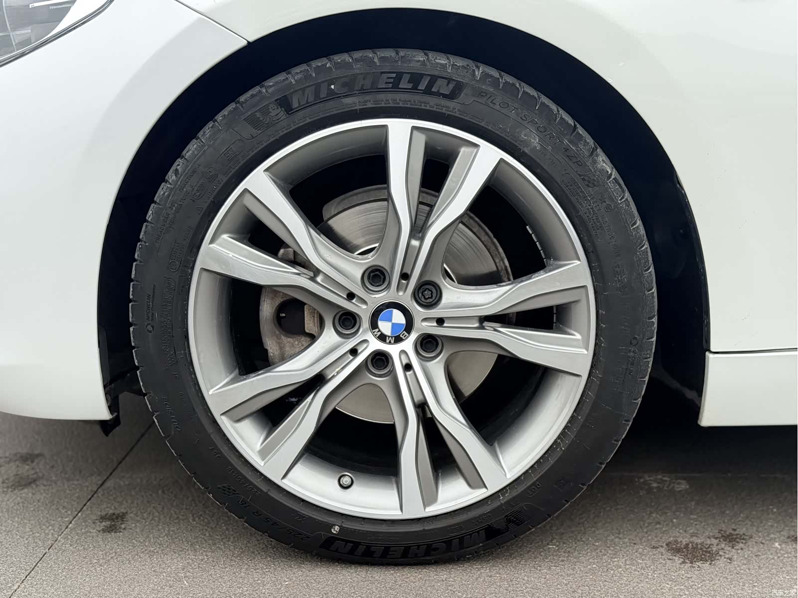 BMW 1 Series, 2018 9
