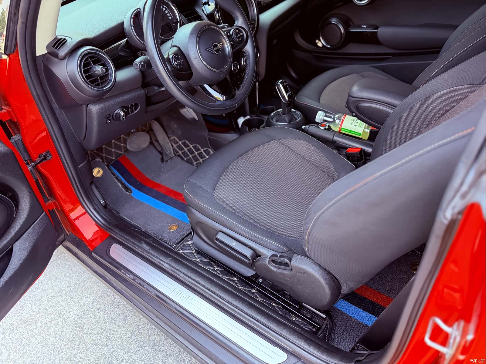 Mini ONE, 2020 9