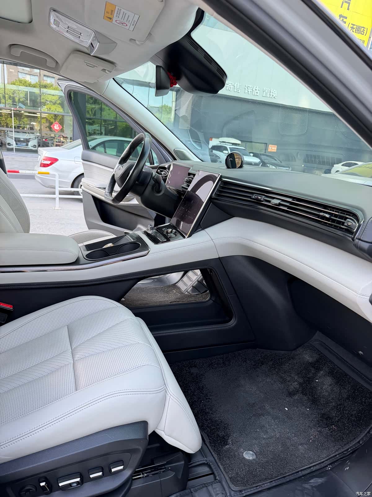 NIO ES8, 2021 6