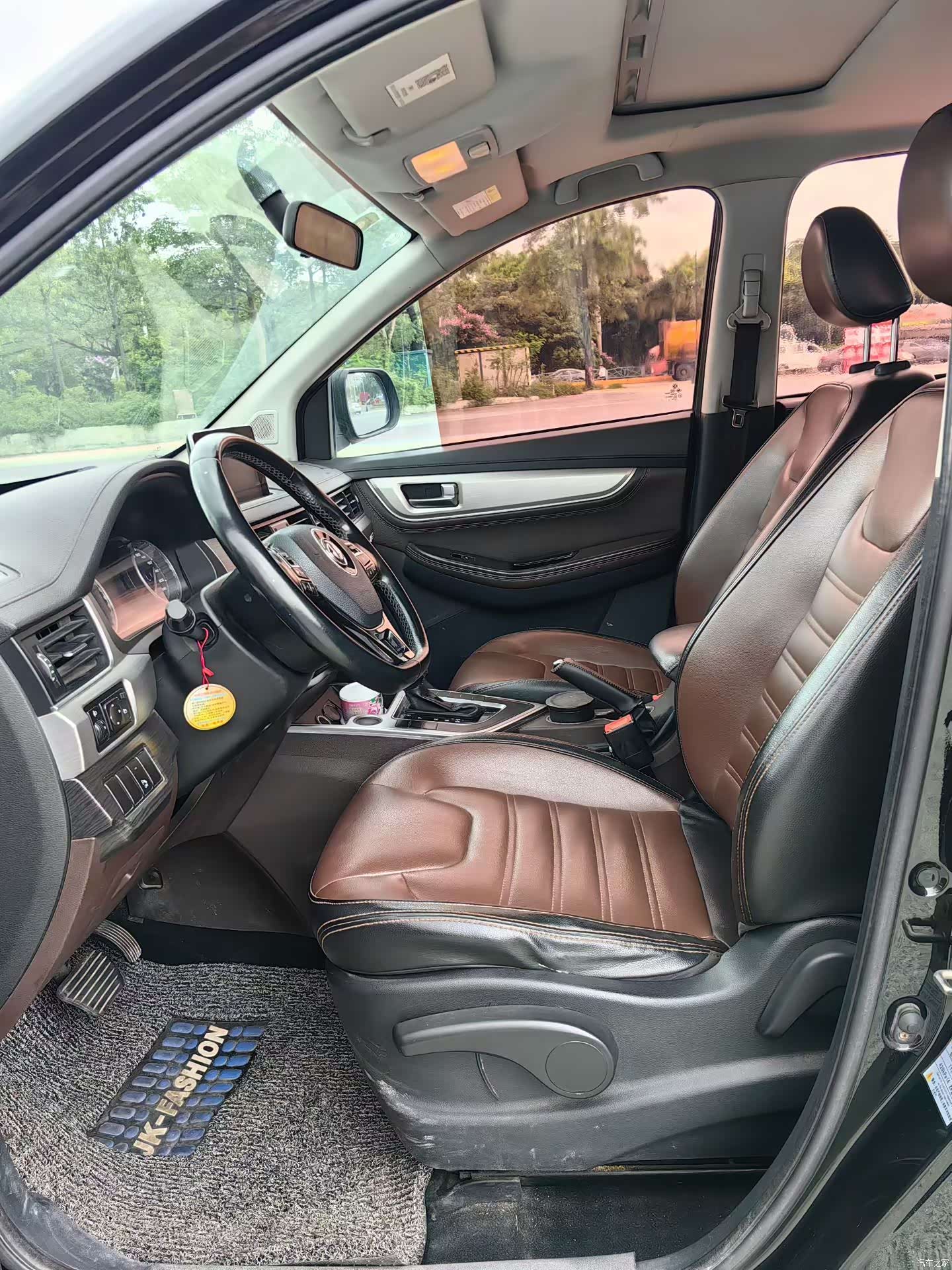DongFeng X6, 2018 6