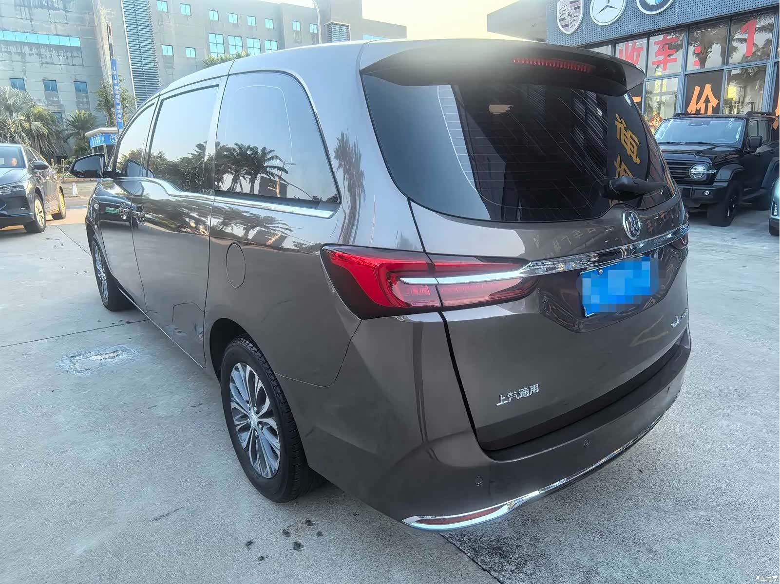 Buick GL8, 2020 10