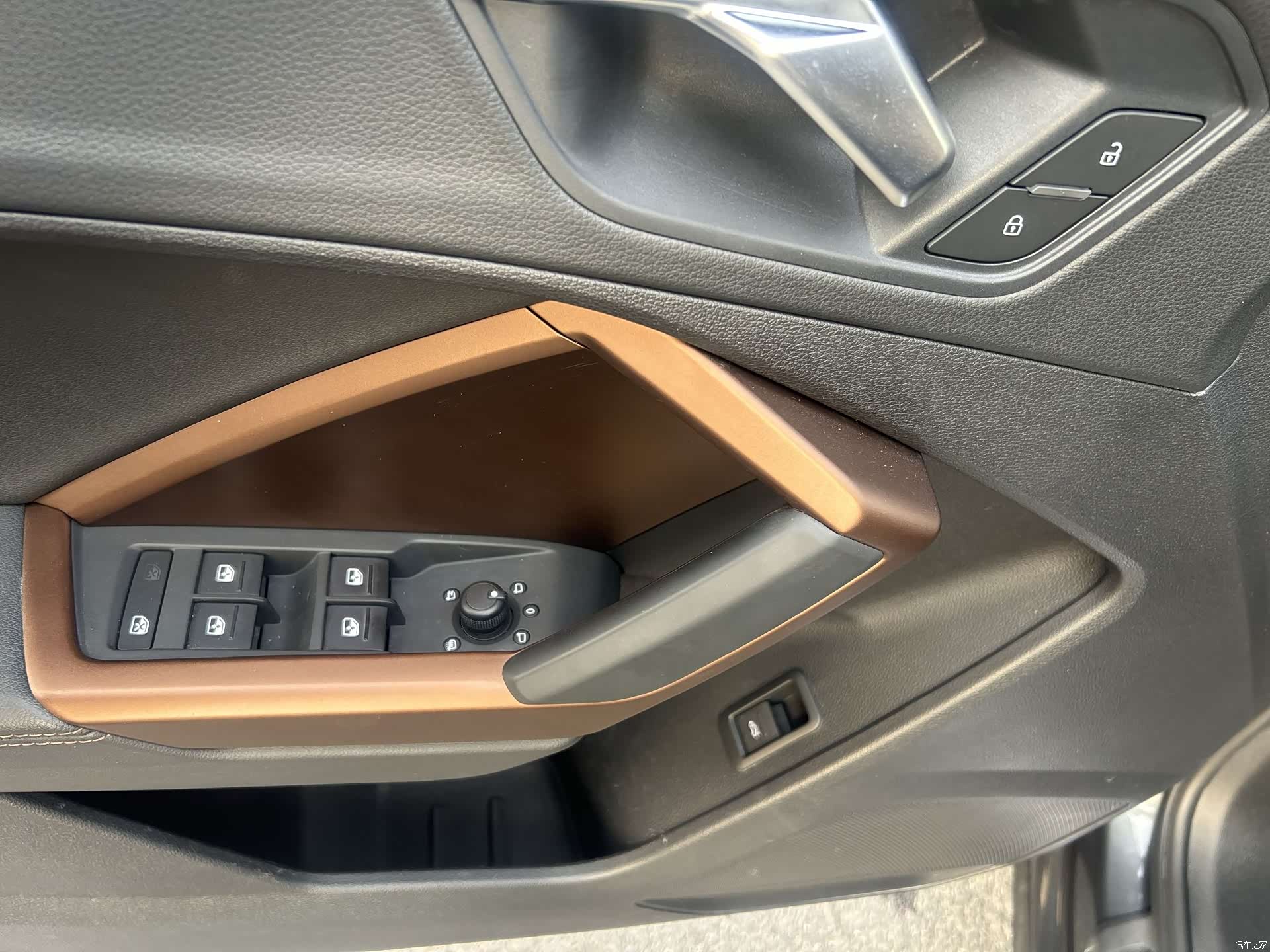 Audi Q3, 2022 все фото