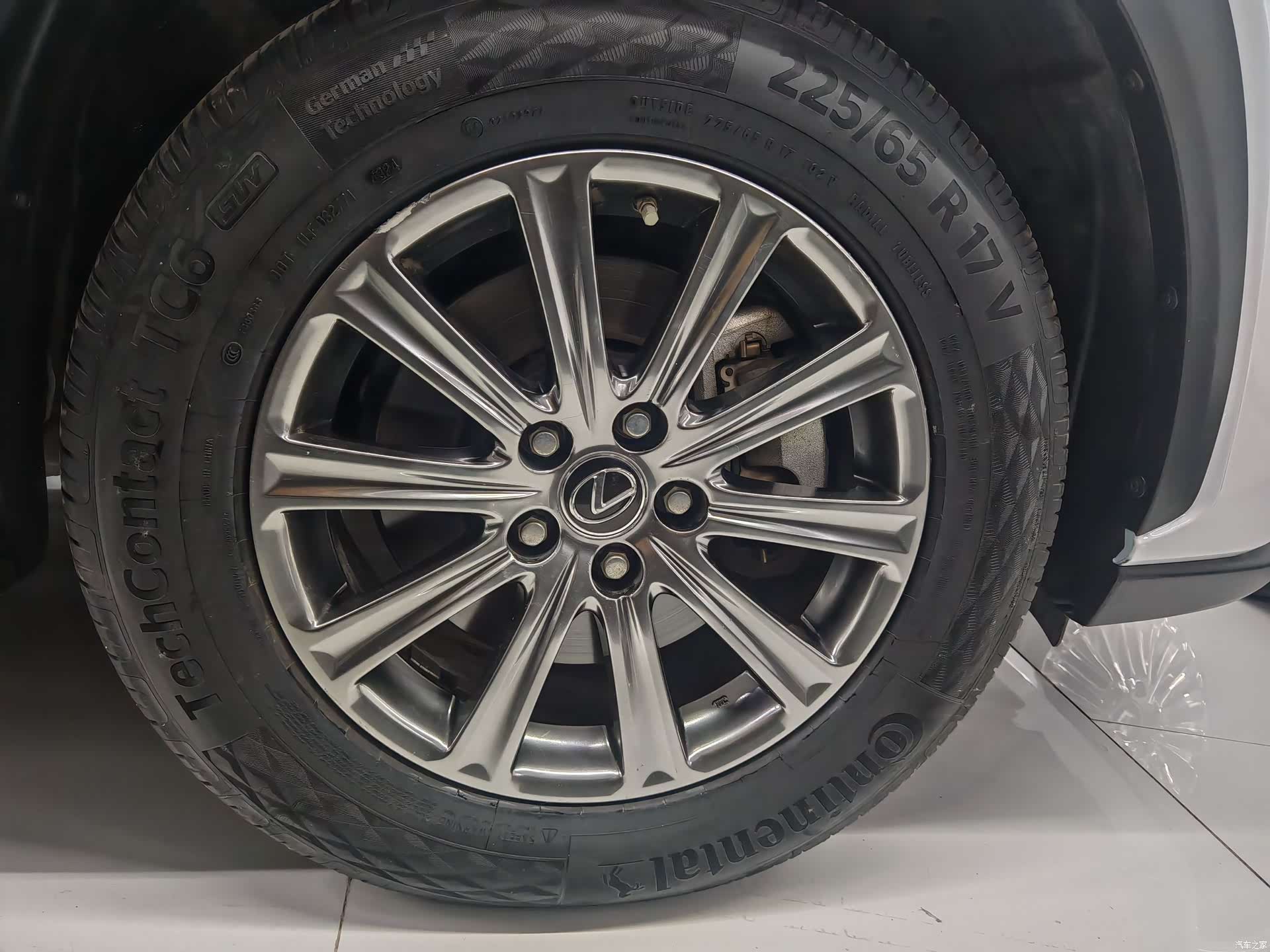 Lexus NX, 2018 16