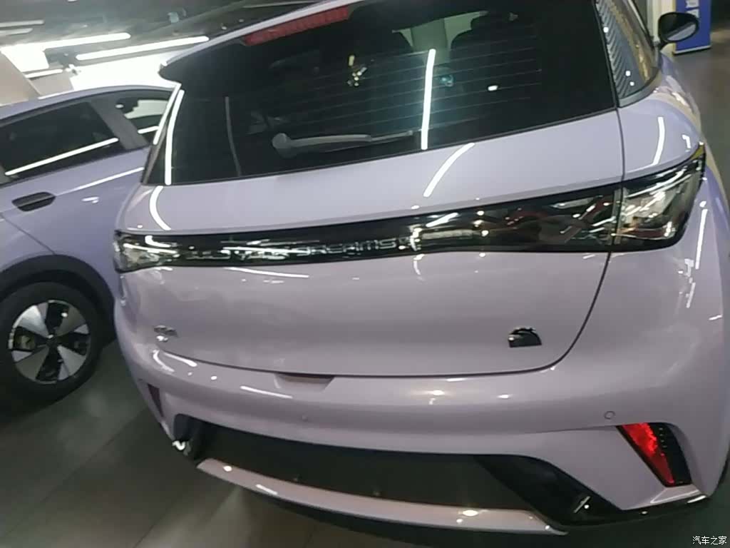 BYD Dolphin, 2024 6