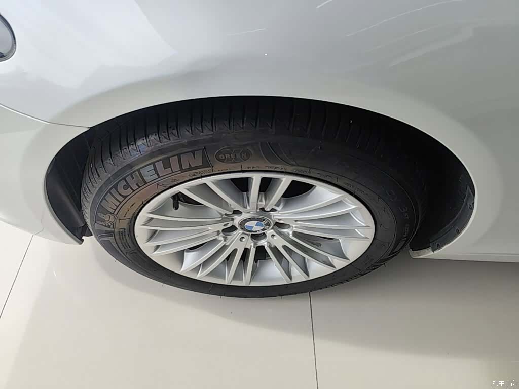 BMW 5 Series, 2014 23
