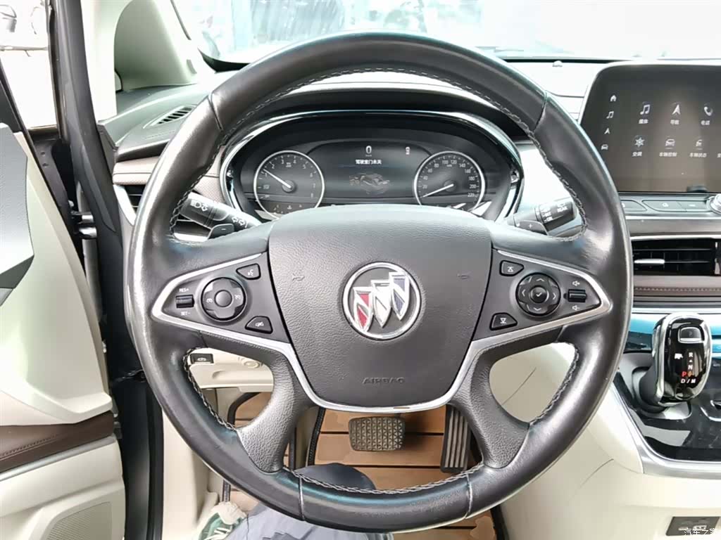 Buick GL8, 2020 11