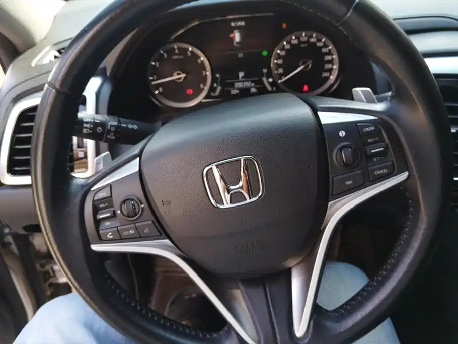Honda UR-V