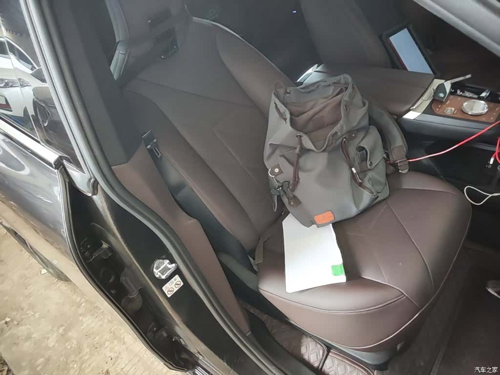 BMW iX, 2023 25