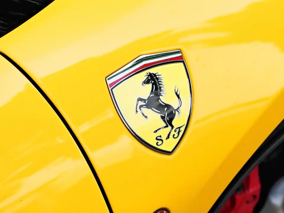 Ferrari 488
