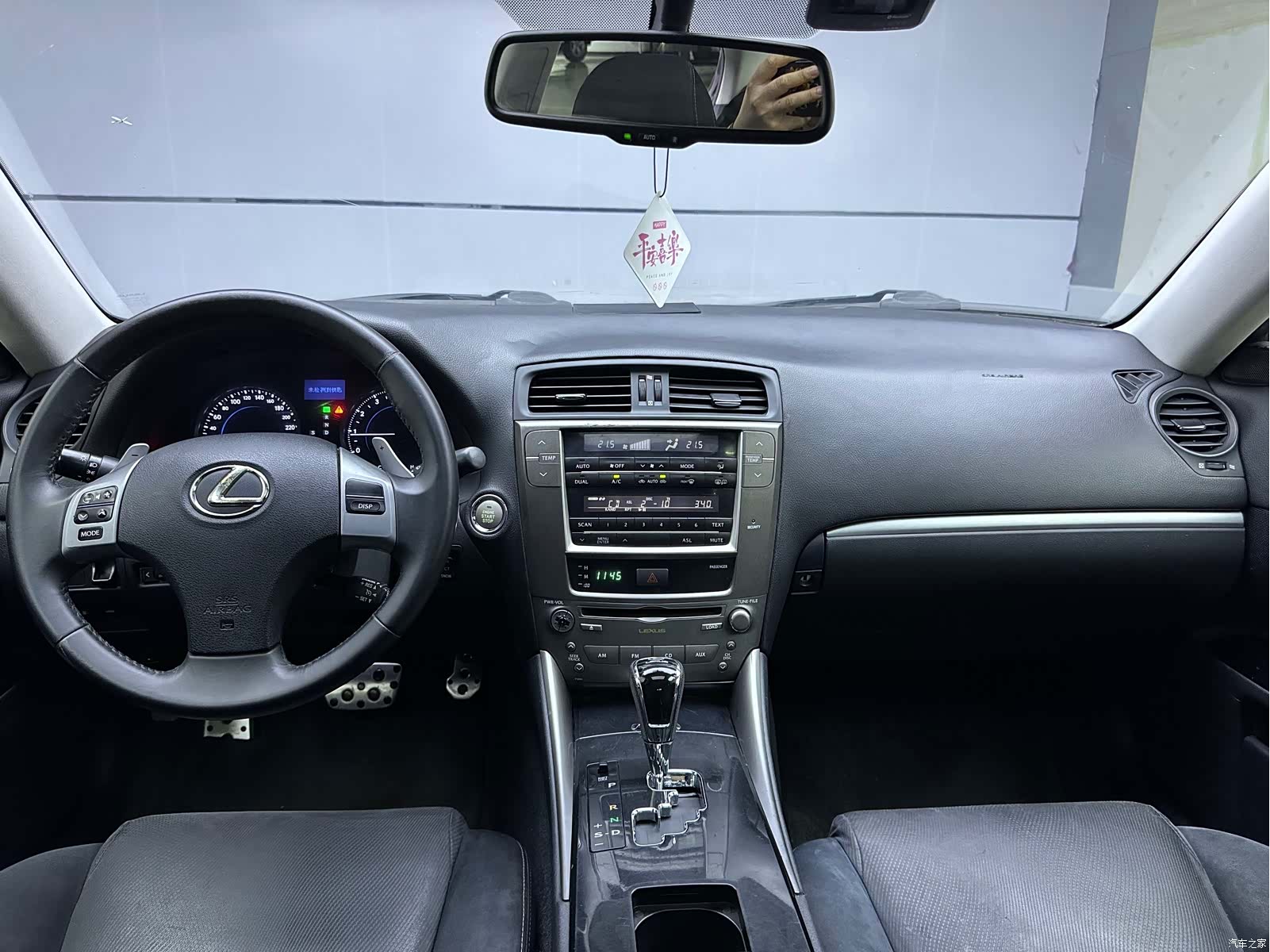 Lexus IS, 2011 7