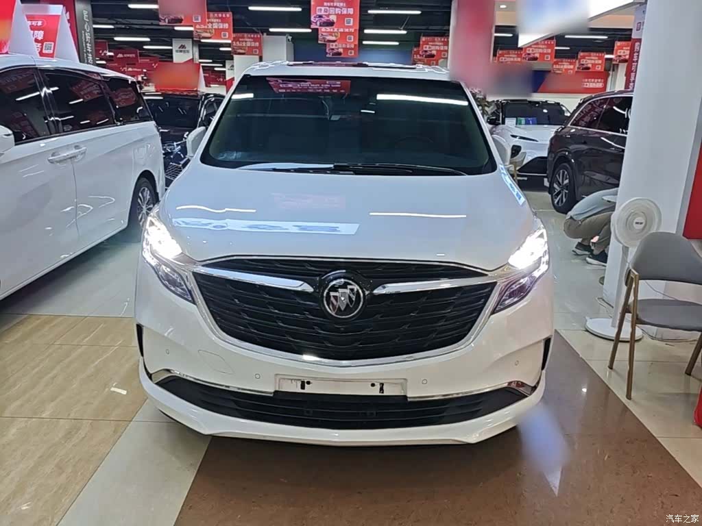 Buick GL8, 2020 3