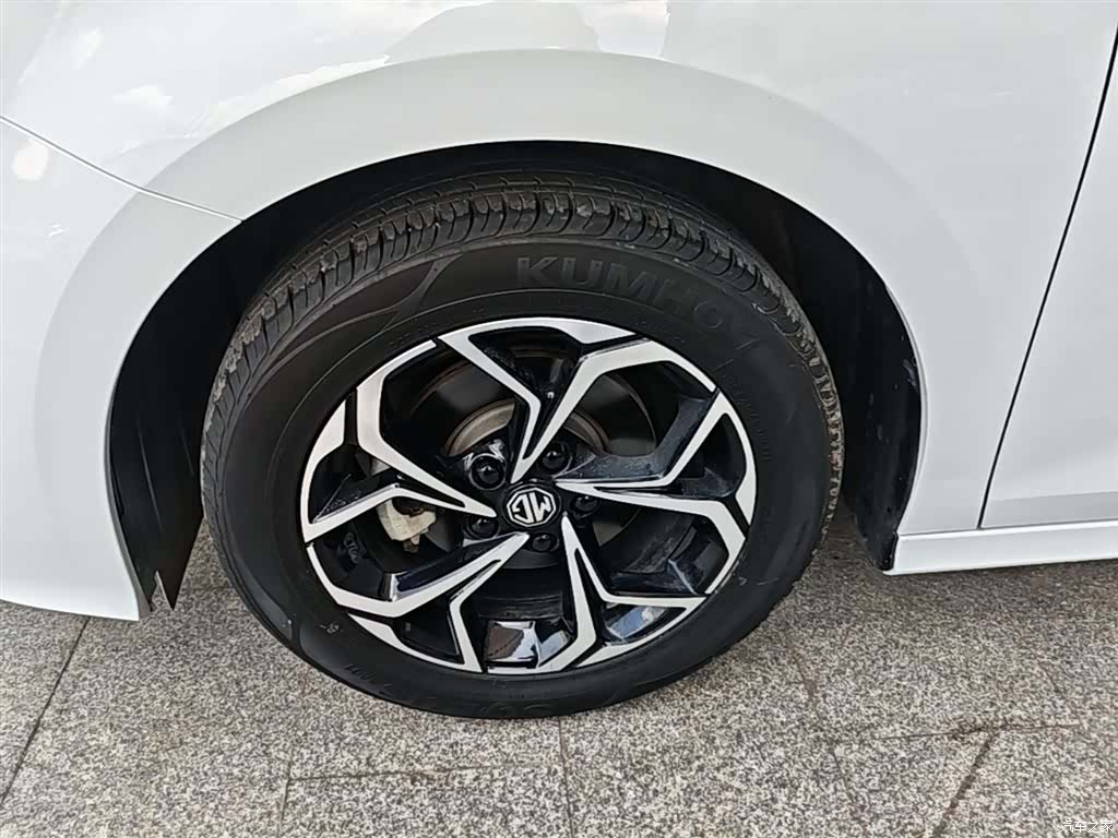 MG MG5, 2024 23