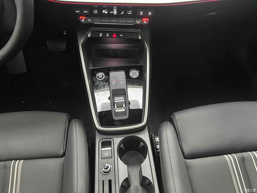Audi A3, 2024 все фото