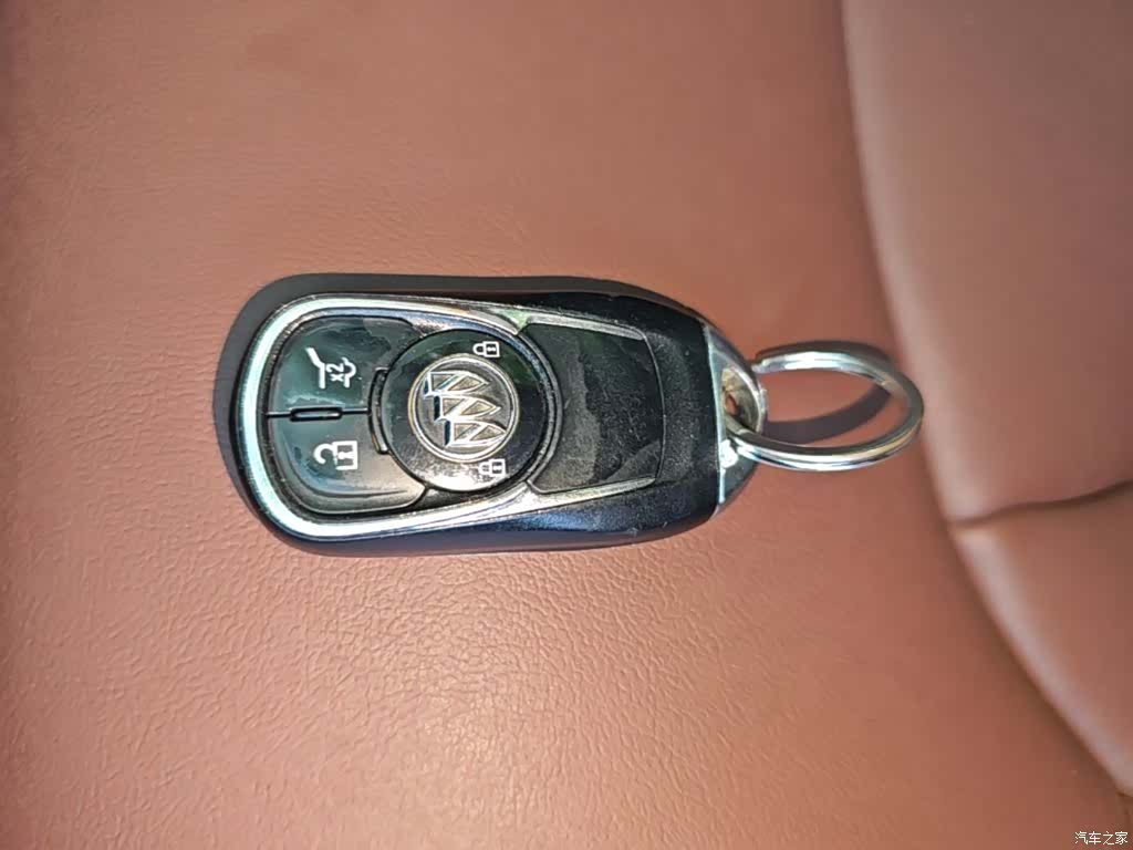 Buick Envision Plus, 2019 9