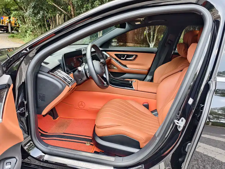 Mercedes-Benz S-class Mercedes-Benz S-class