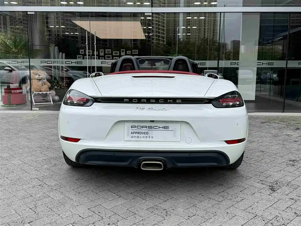 Porsche 718