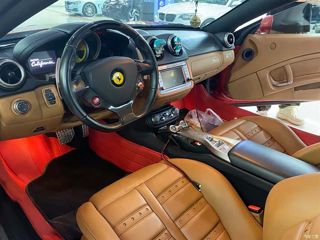 Ferrari California, 2013 6