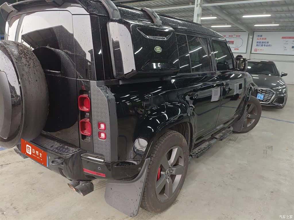 Land Rover Defender, 2025 6