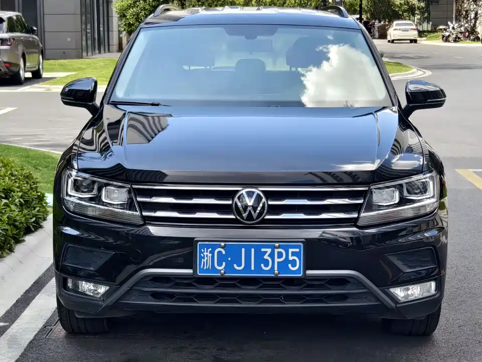 Volkswagen Tiguan L