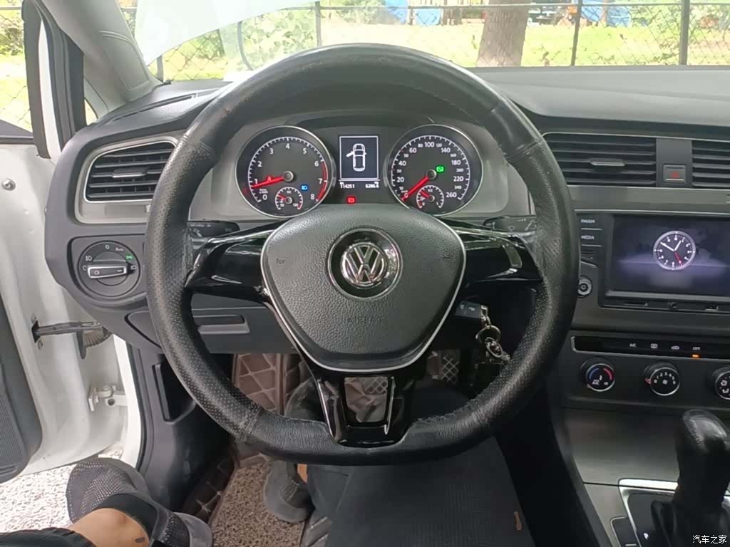 Volkswagen Golf, 2016 11