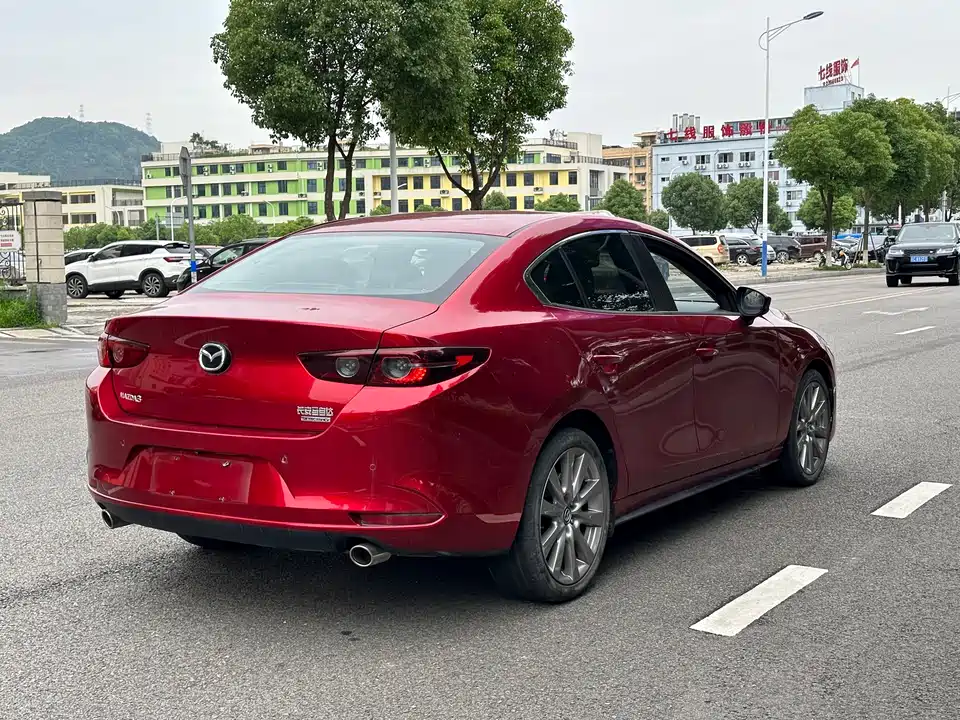 Mazda 3 Angkesaila