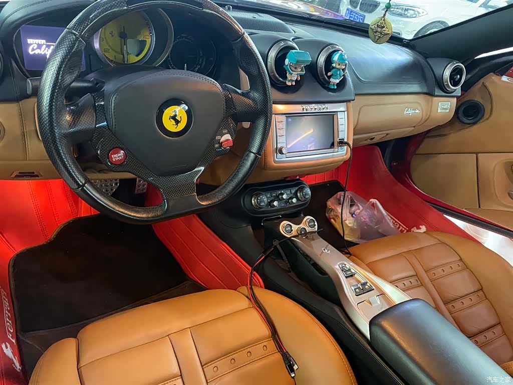 Ferrari California, 2013 все фото