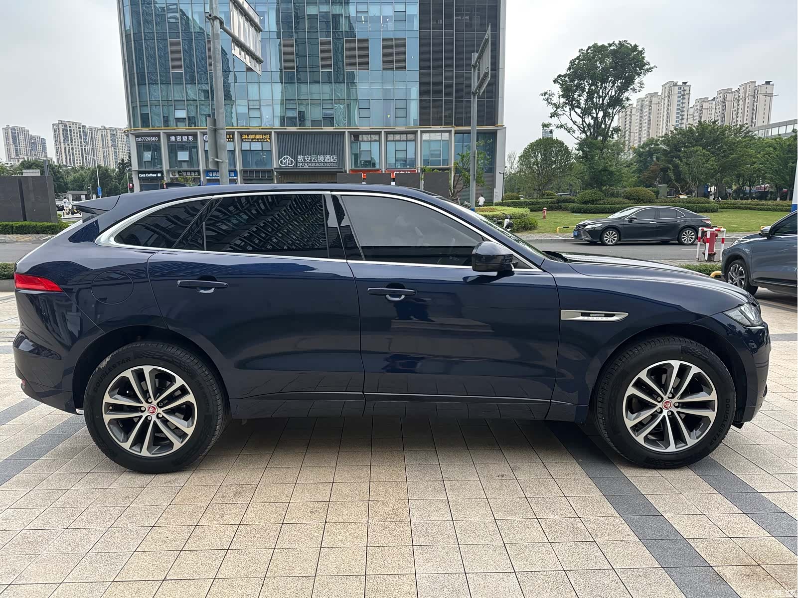 Jaguar F-PACE, 2016 16