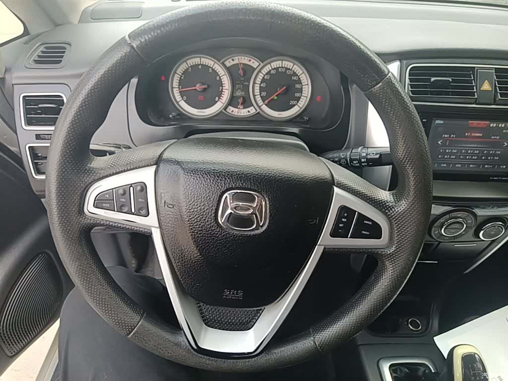 Suzuki A6, 2015 11