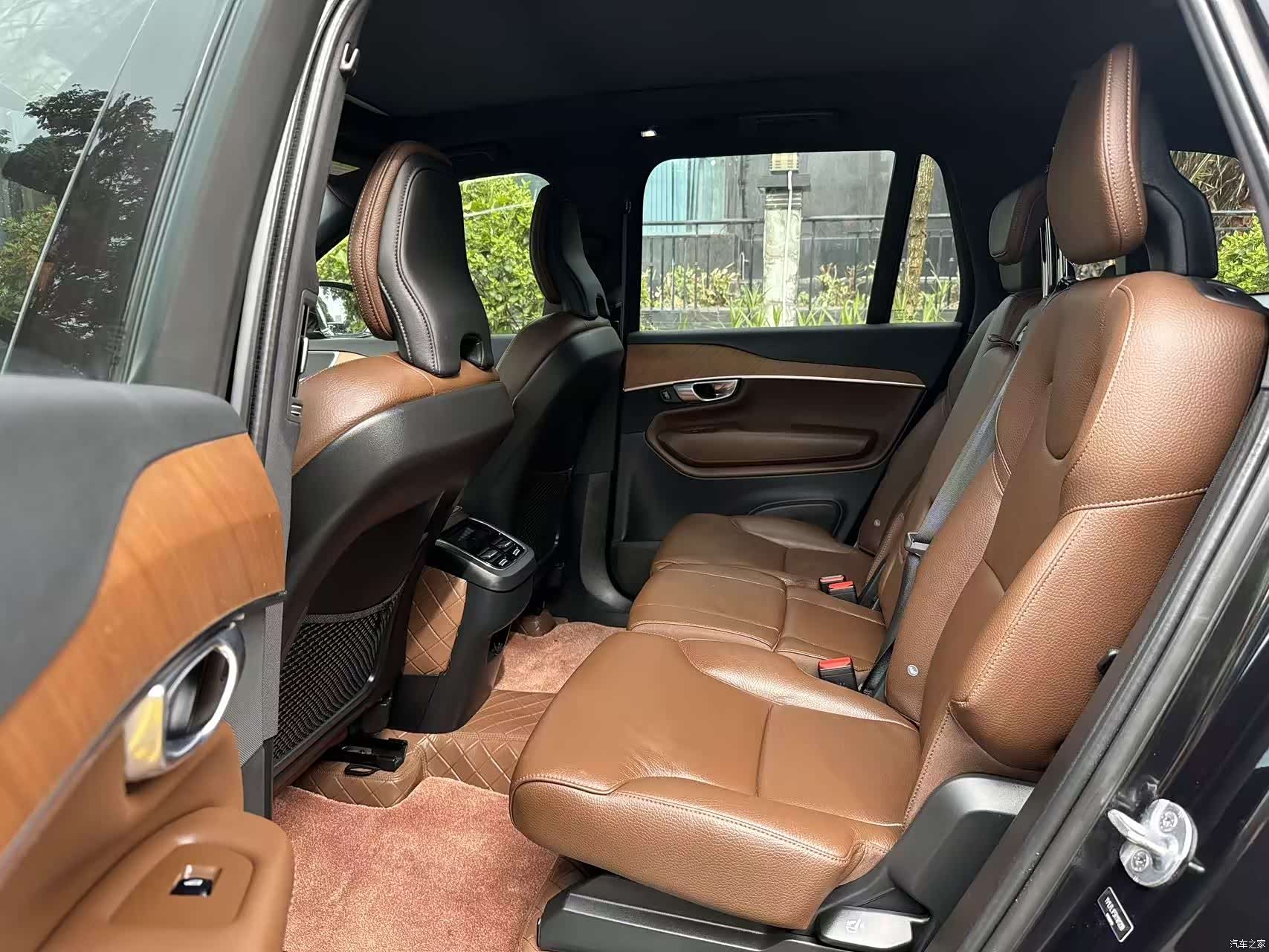 Volvo XC90, 2023 все фото