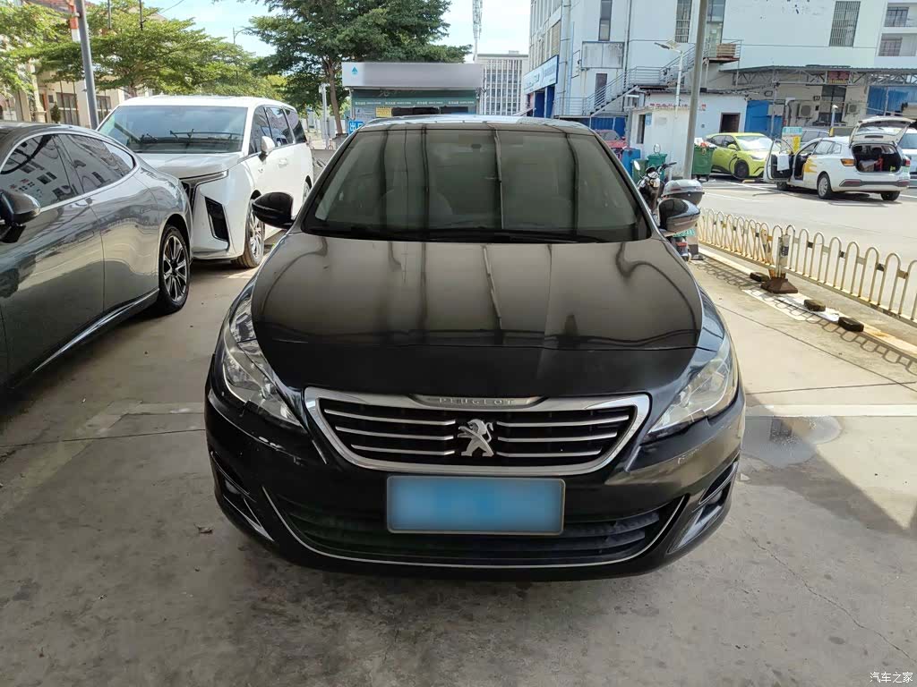 Peugeot 408, 2016 4
