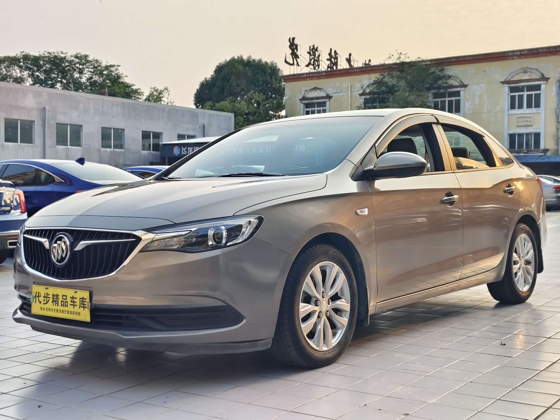 Buick V, 2018 1