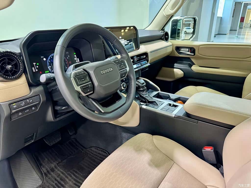 Toyota Prado, 2024 24