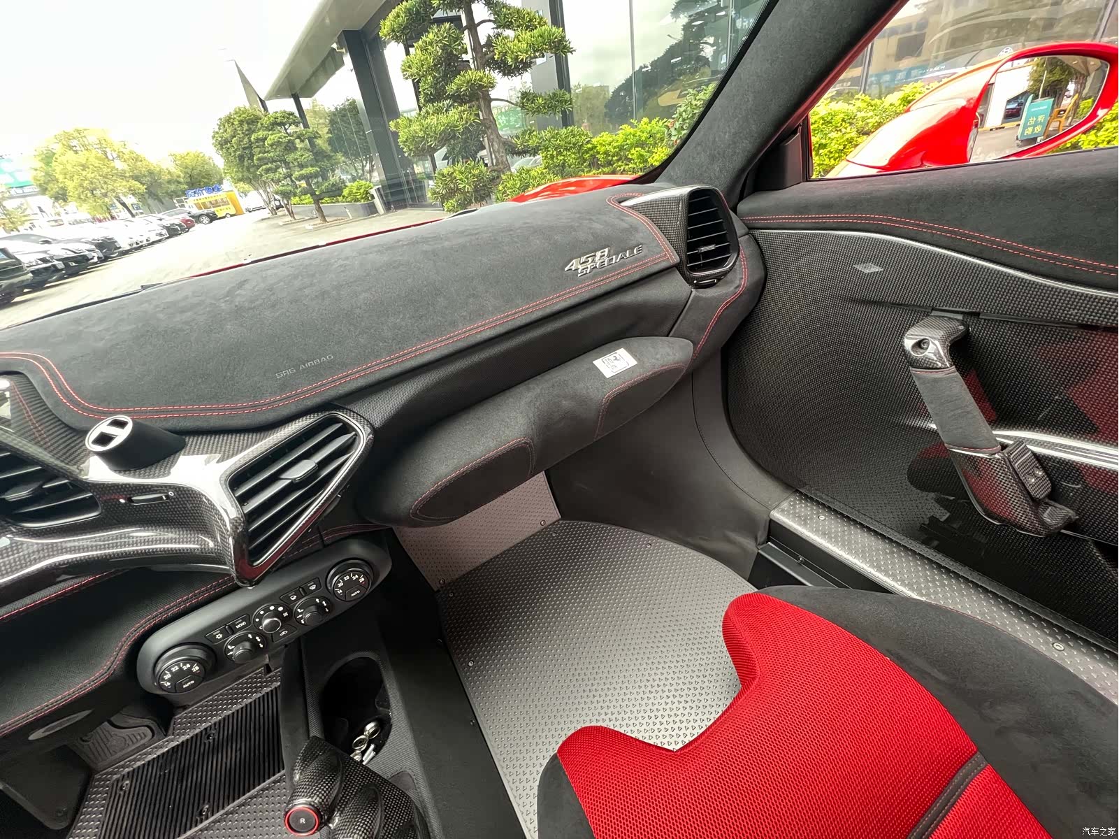 Ferrari 458, 2015 8
