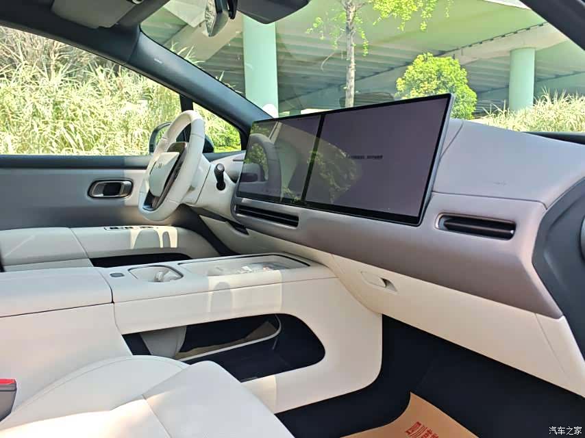 Li Auto i6, 2025 2