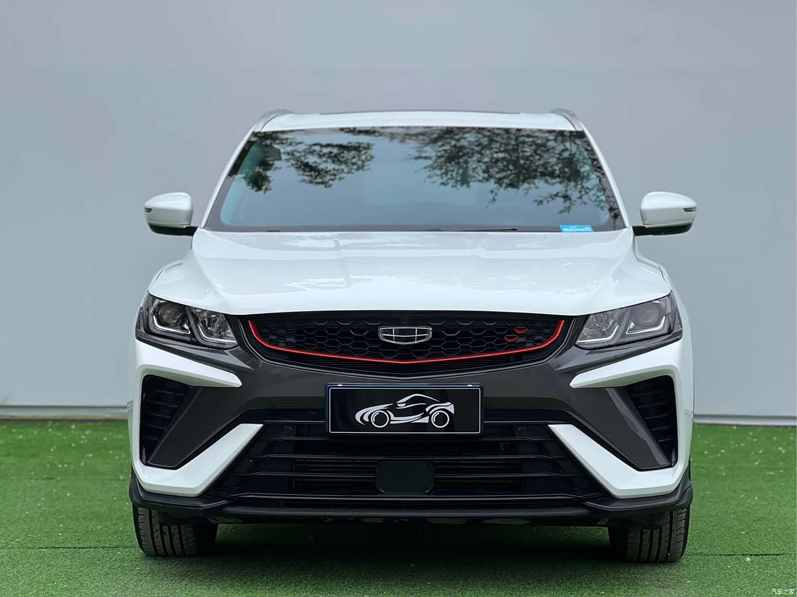 Geely Coolray, 2022 2