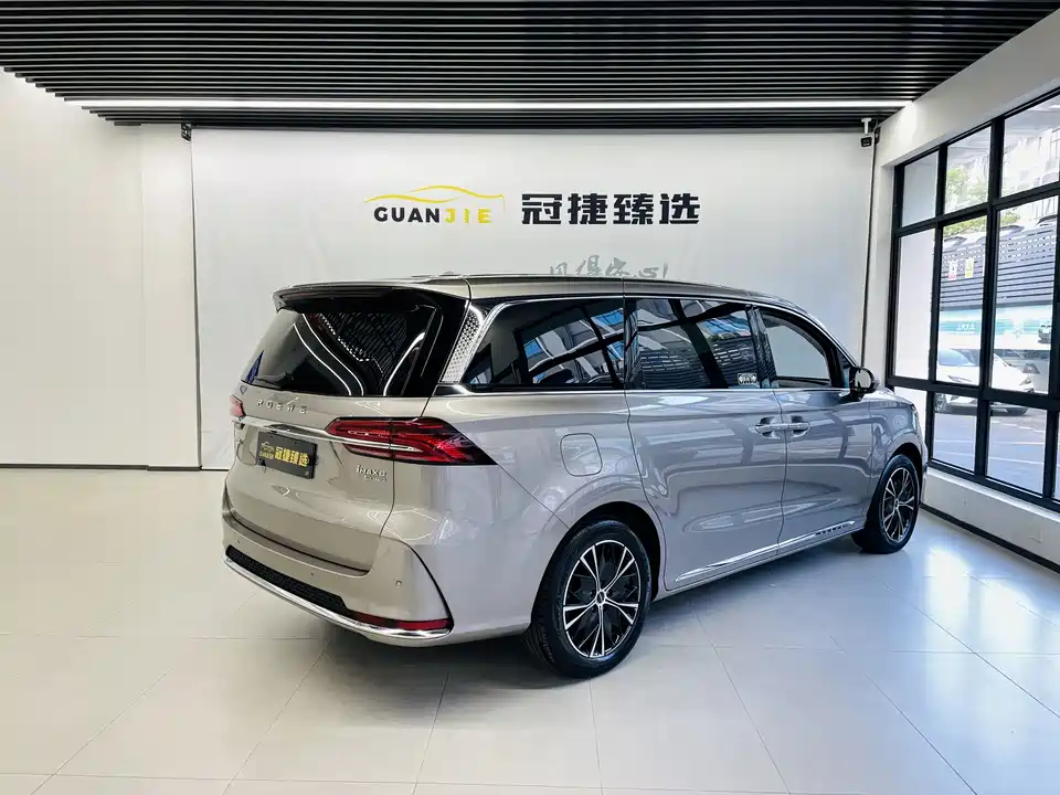 Roewe iMAX8 Roewe iMAX8