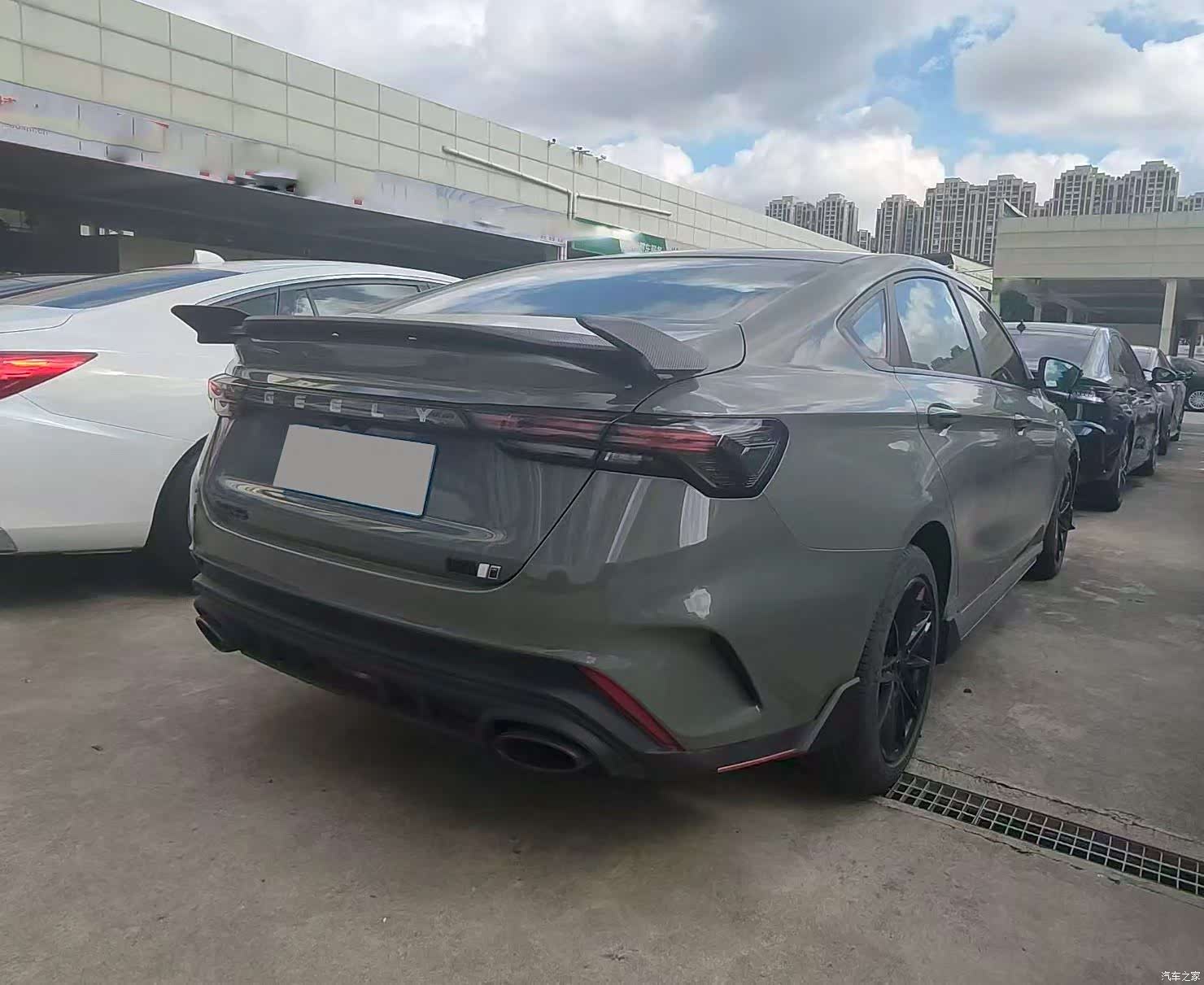 Geely Binray, 2022 12